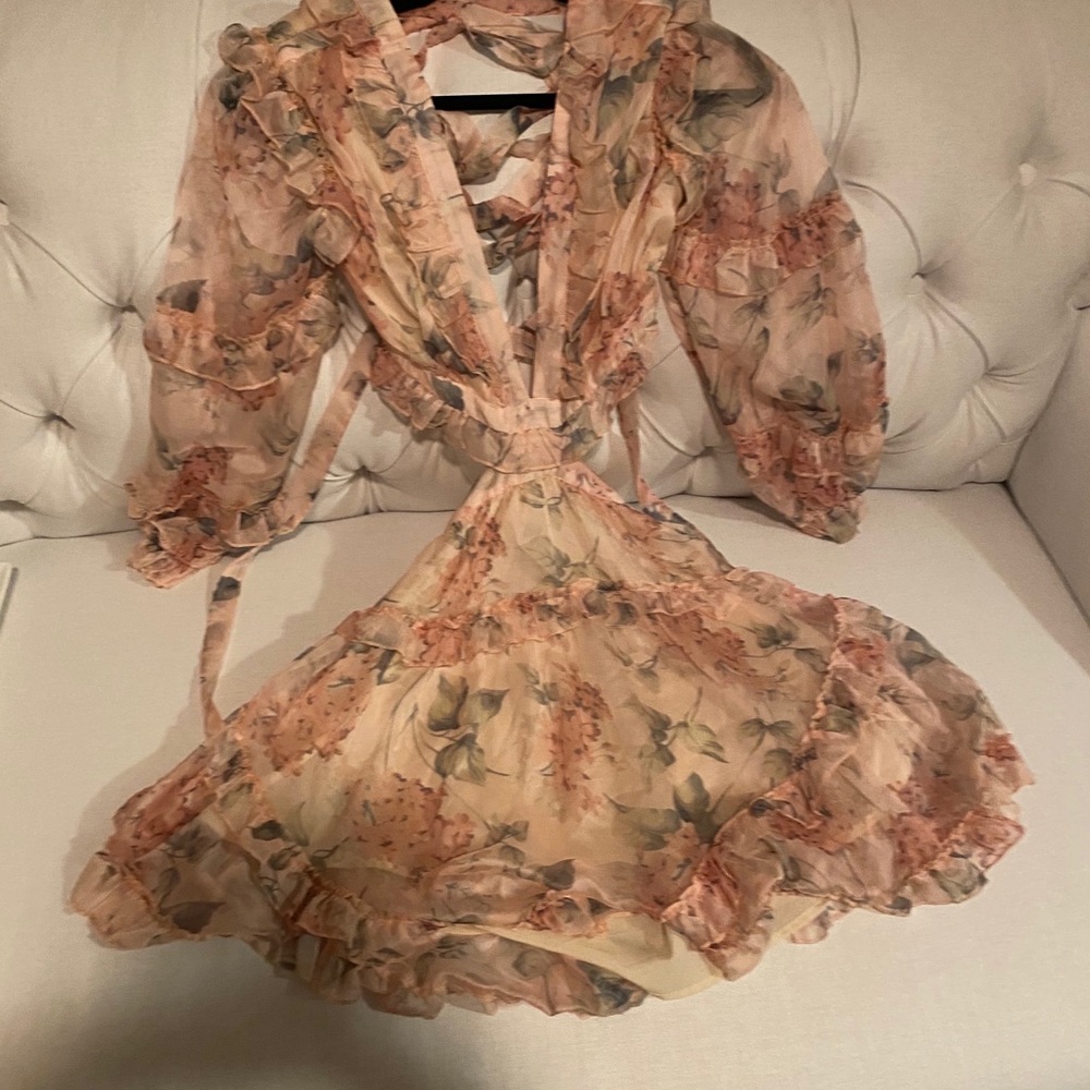 Dress - Picture 5 of 6